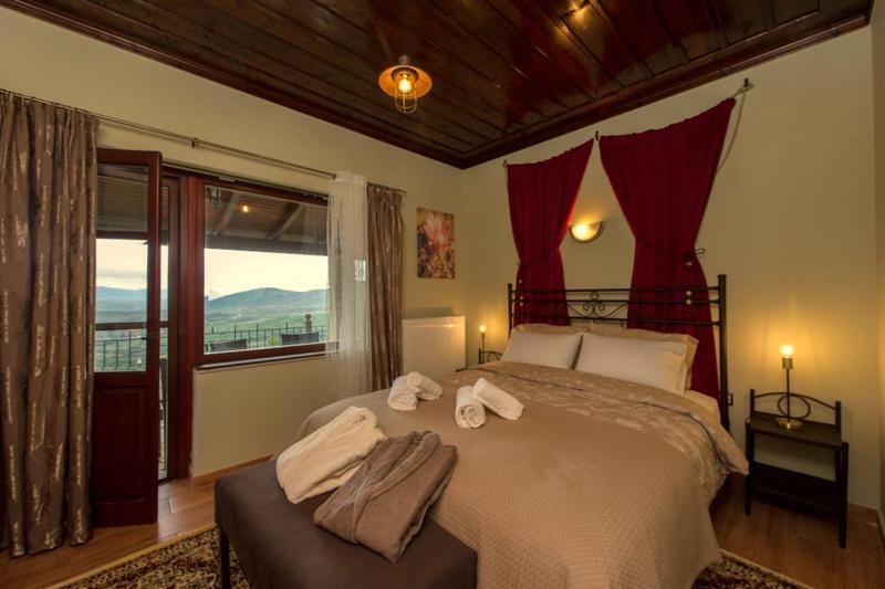 Petra Thea Villa Karitaina Exterior photo